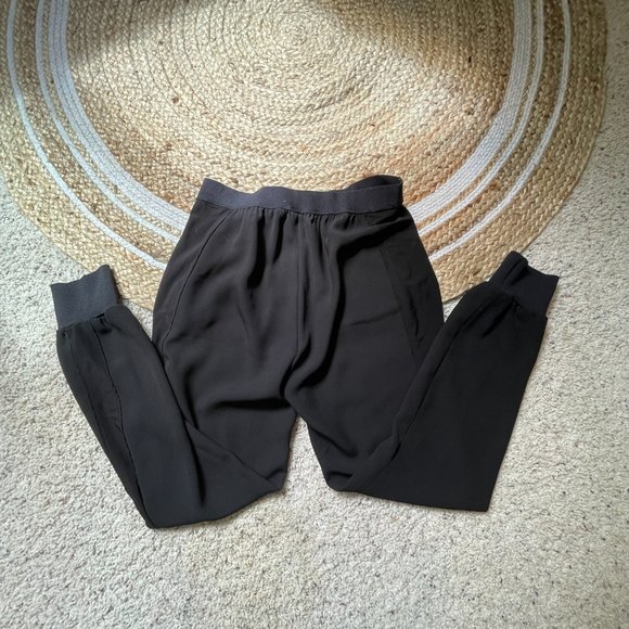 Tahari women’s black ankle pants in black size small. - Picture 2 of 7